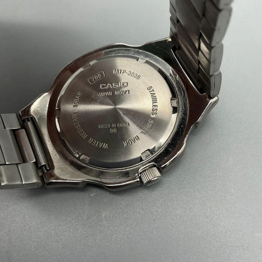 Casio see photos